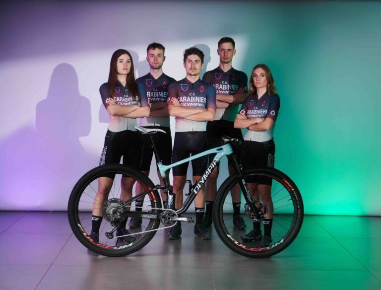 Il gruppo sportivo Carabinieri MTB in ritiro a Pila