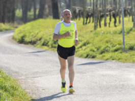 Fabrizio Amicabile attraversa la Valle d’Aosta nella corsa Venezia-Bruxelles For Sla