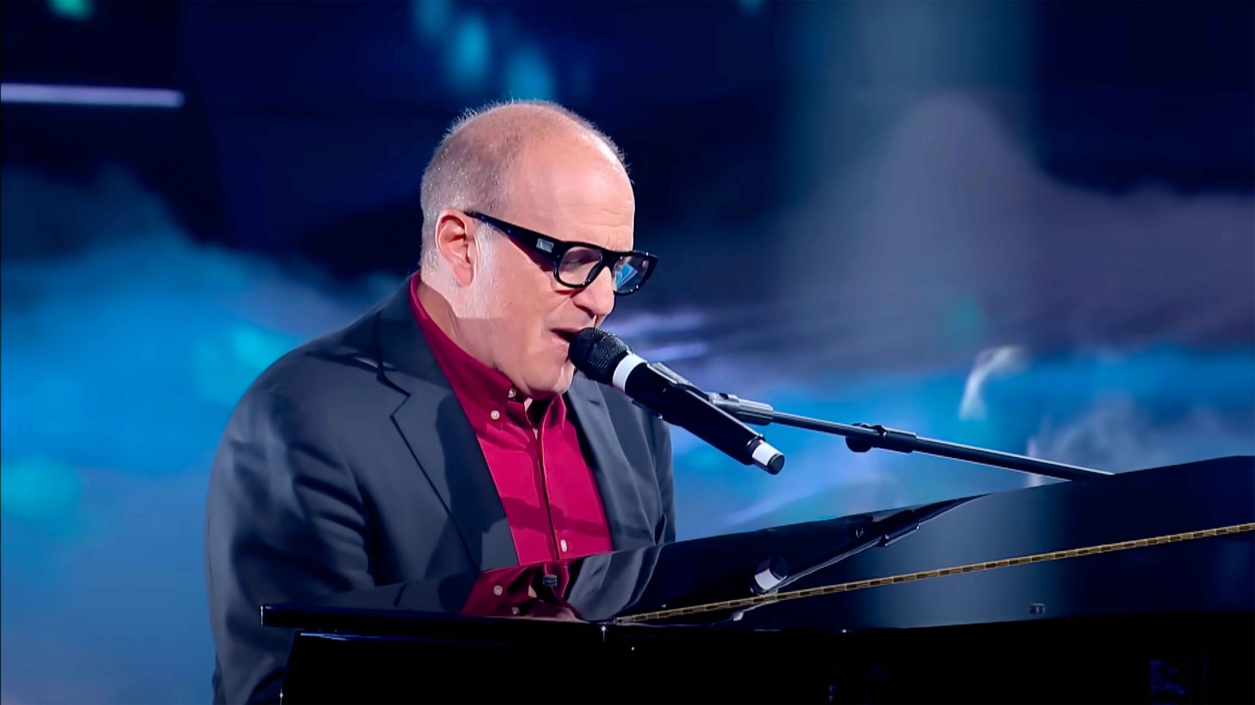 Luigi canta e racconta suo padre Jimmy Fontana a Saint-Vincent