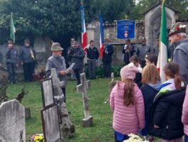 Il ricordo degli Alpini nel Cimitero di Sant’Orso di Aosta