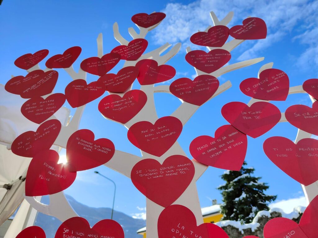 Campagna di sensibilizzazione sulla violenza di genere della Croce Rossa Italiana