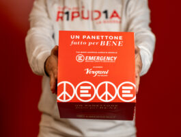 Emergency: il panettone fatto per bene per raccogliere fondi