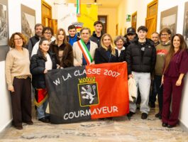 Courmayeur consegna la maturità civica ai giovani del 2007