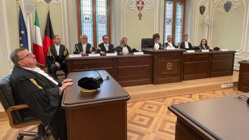 I magistrati ed il procuratore generale della Corte dei conti di Aosta