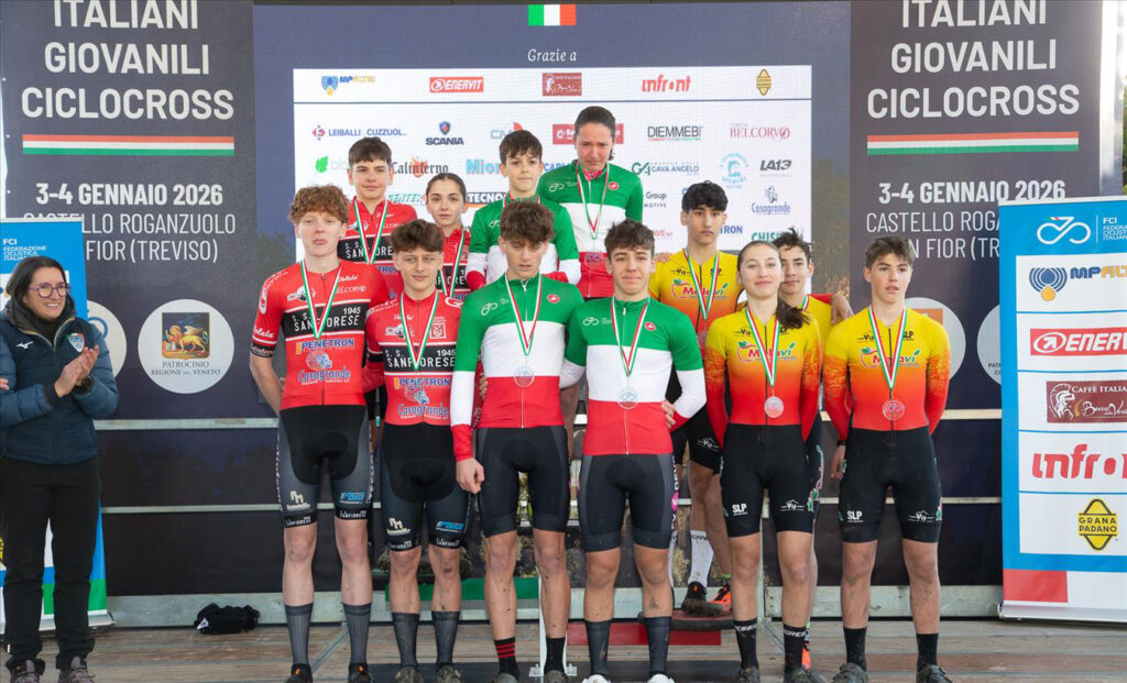 26 01 03 Cig.team.relay Roganzuolo Podio