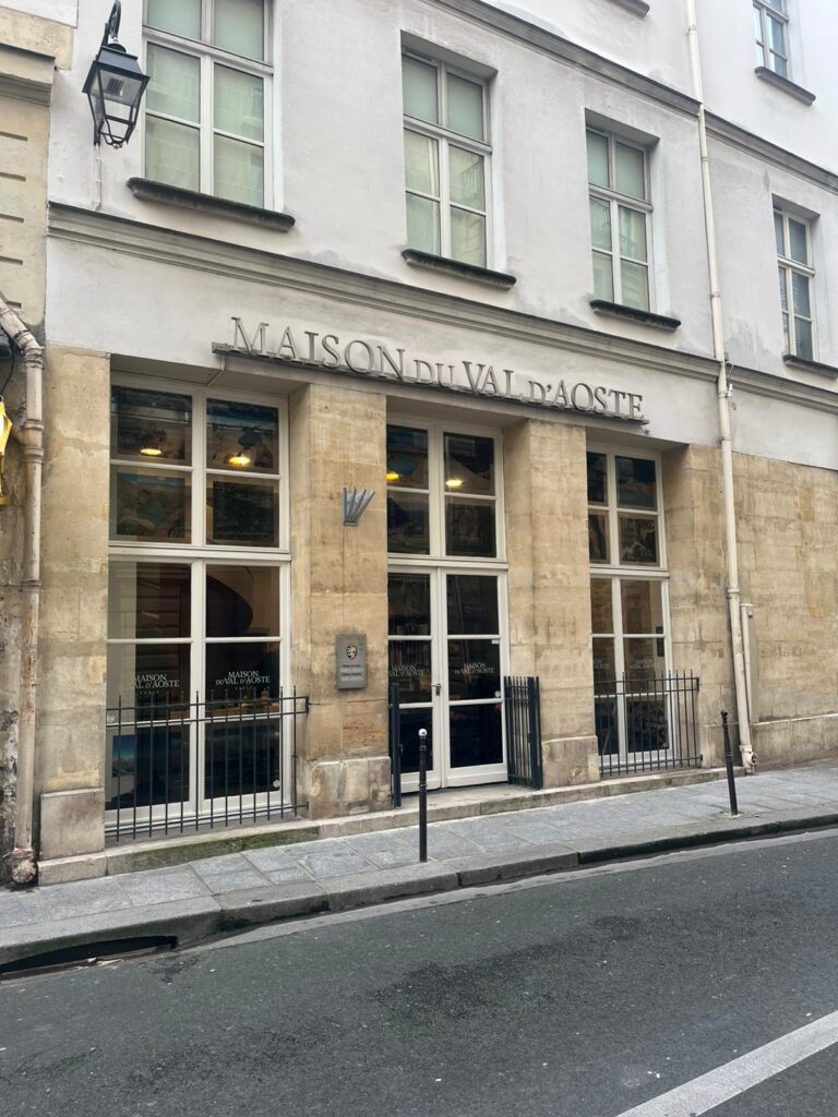 Arbre de Noël 2026 - Maison du Val d’Aoste de Paris