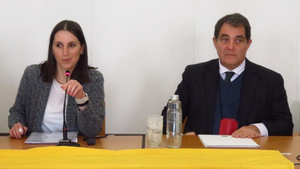 Marta Giurato del Conai e Carmine Pagnozzi, direttore di Biorepack