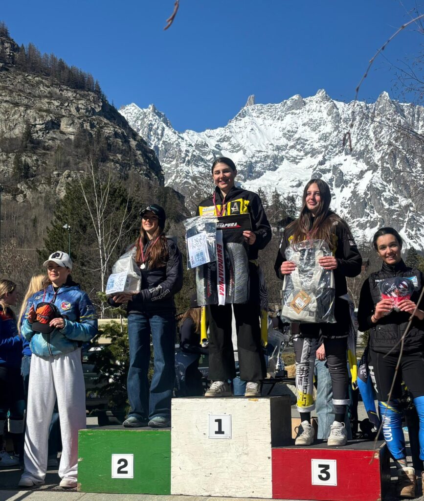 26 03 19 Cr.sl.rag.g Courmayeur Prem