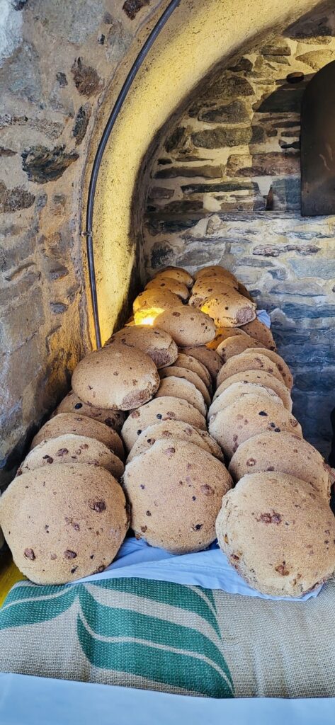 Pane al forno comunela di Charvensod