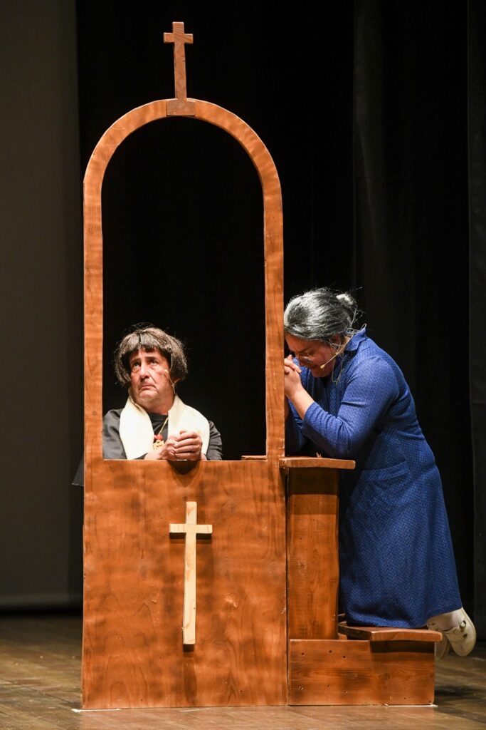 Le Redzetón De L'abé Di Saint Nicolas In Scena Al Printemps Théâtral 2025