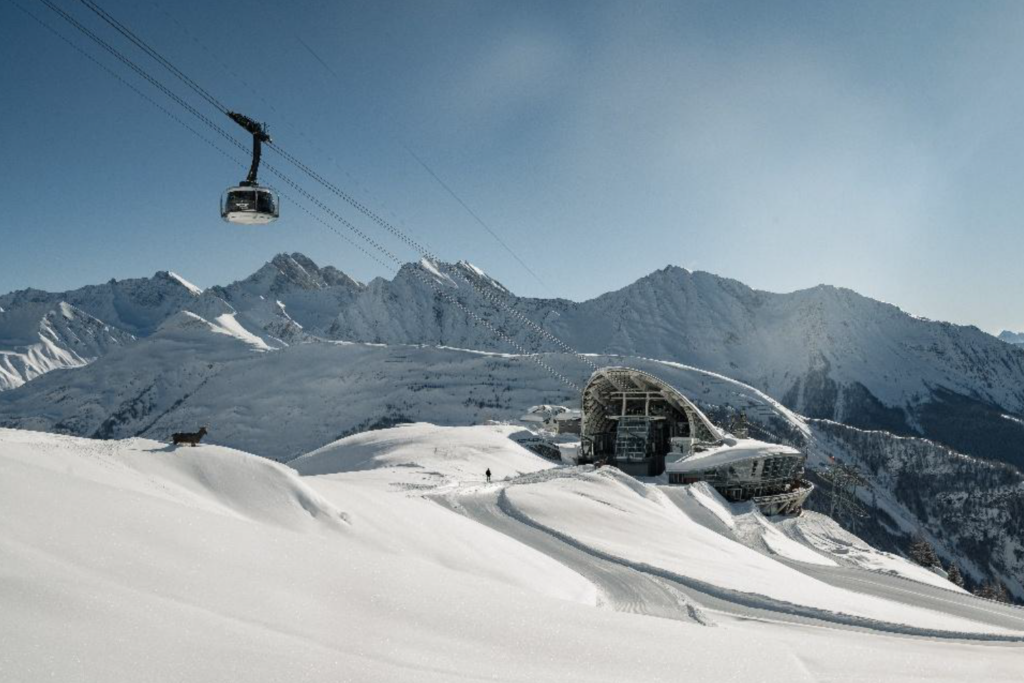Skyway Monte Bianco Stazione Intermedia Di Pavillon