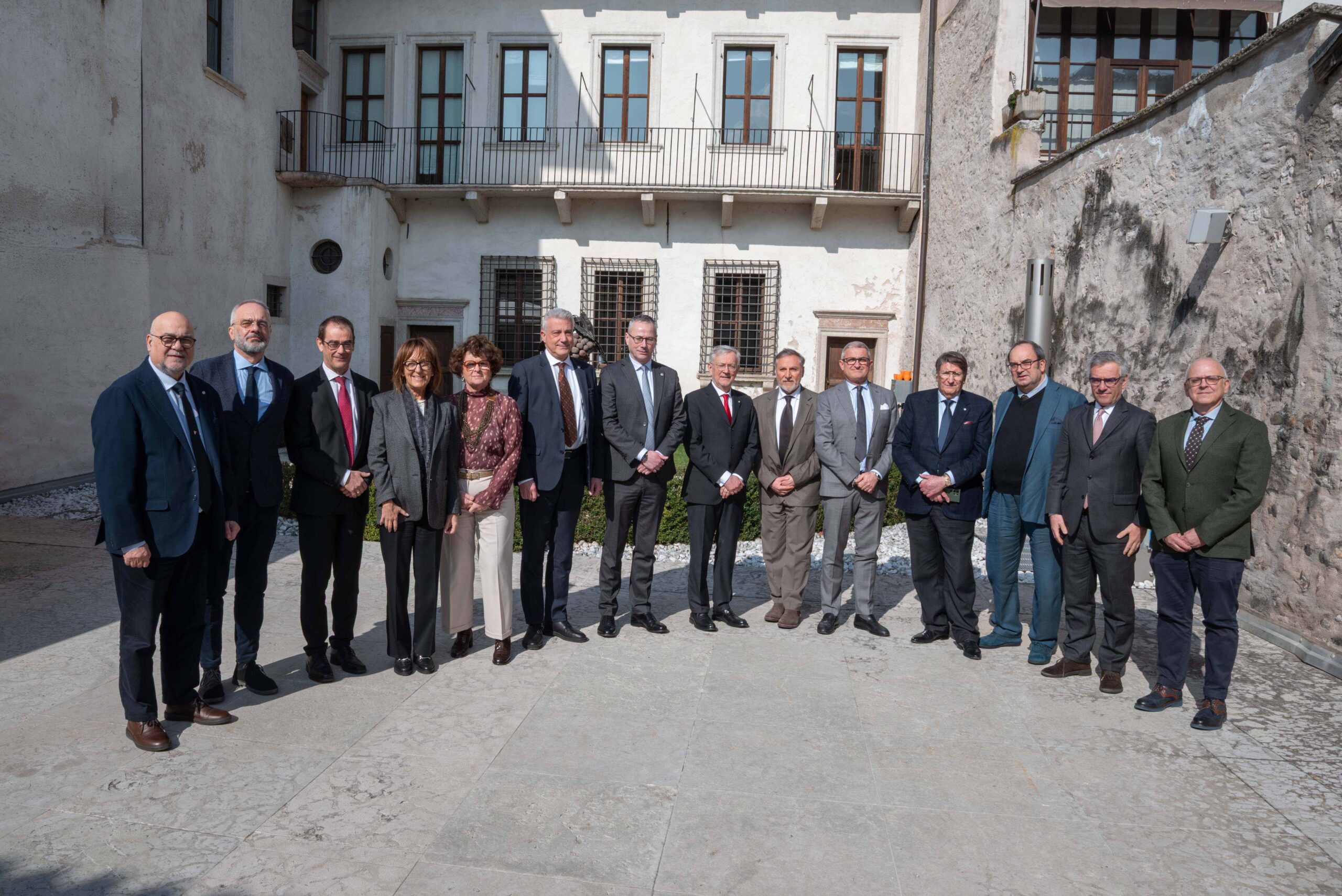 Chambre valdôtaine firma la nuova convenzione Alps Benchmarking