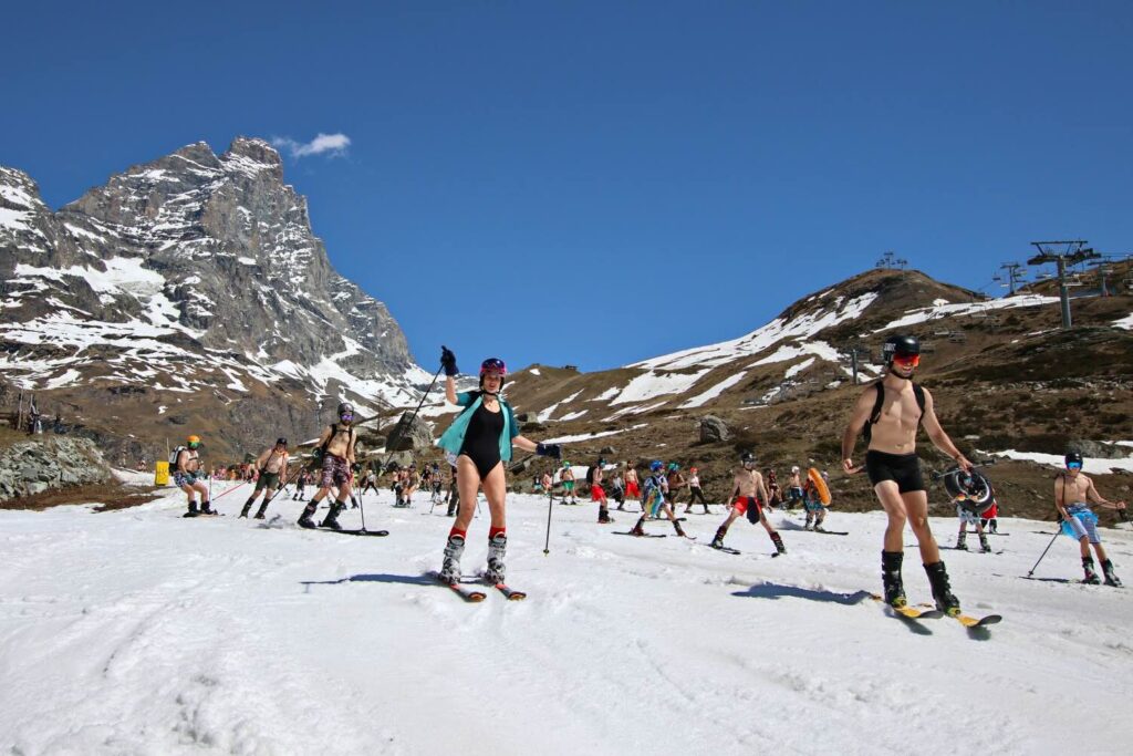 Swimwear Ski Parade 2026