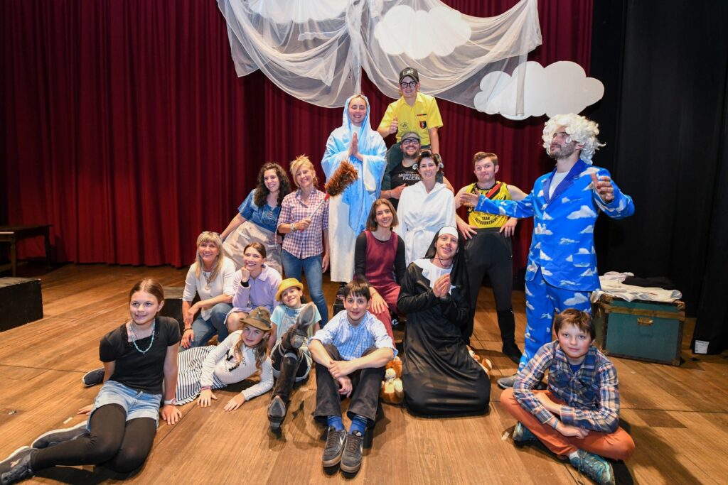 Le Béguiò Di Valtournenche Al Printemps Théâtral 2025