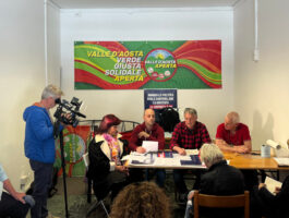 Una raccolta firme contro l\'aumento delle indennità ad Aosta