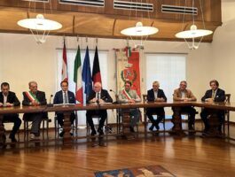 Un\'intesa di collaborazione fra le Regioni Valle d\'Aosta e Piemonte