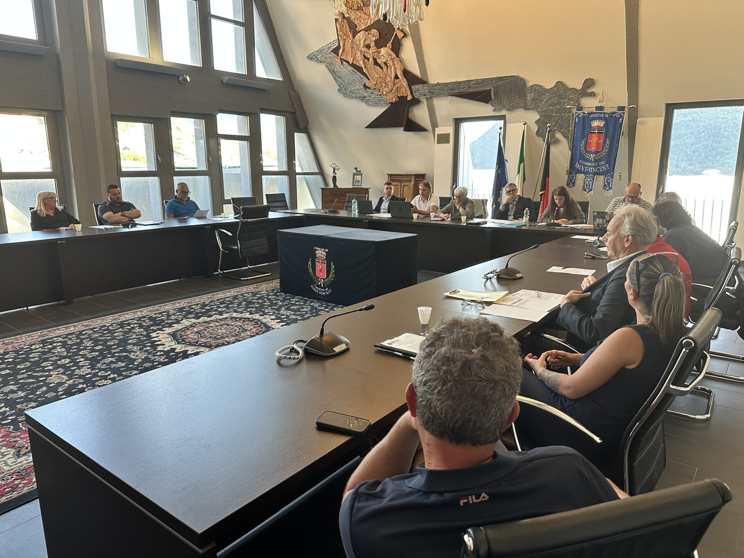 Consiglio comunale a Saint-Vincent il 27 maggio 2026