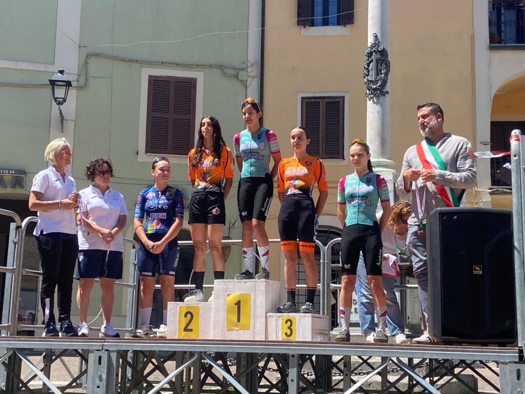 26 05 24 Ci.soc Grotte.castro Cerise Lini