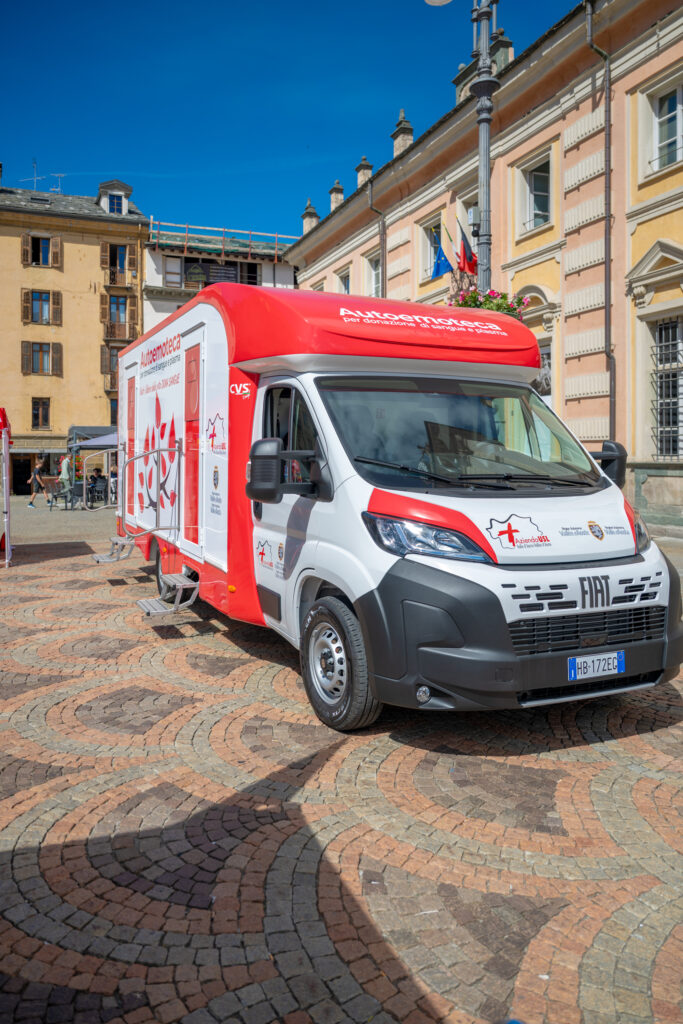 Autoemoteca in piazza Chanoux ad Aosta