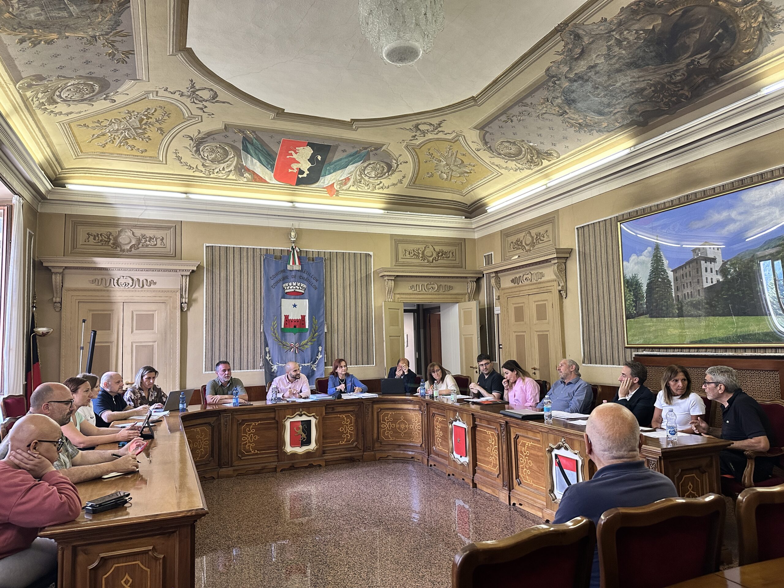 Consiglio comunale a Châtillon il 5 giugno 2026