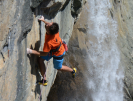 Presentazione della guida di arrampicata sportiva Vda Sport Climbing 2026