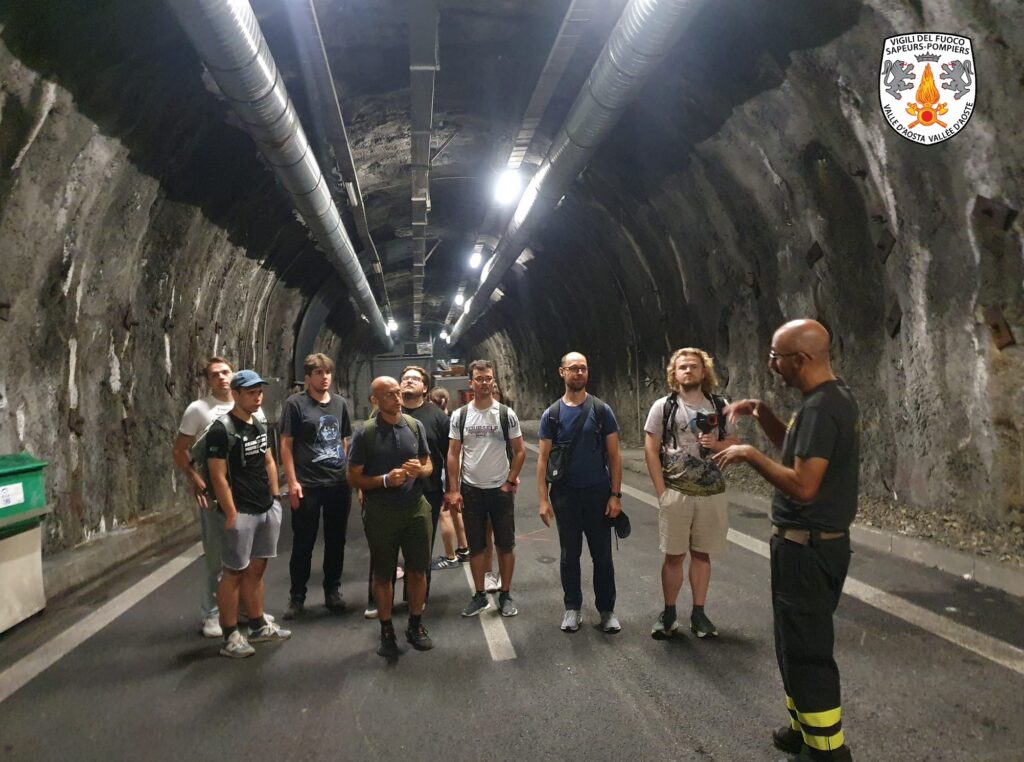 Sicurezza nelle gallerie: collaborazione tra Politecnico di Torino e Vigili del Fuoco della Valle d’Aosta per la formazione degli ingegneri del futuro