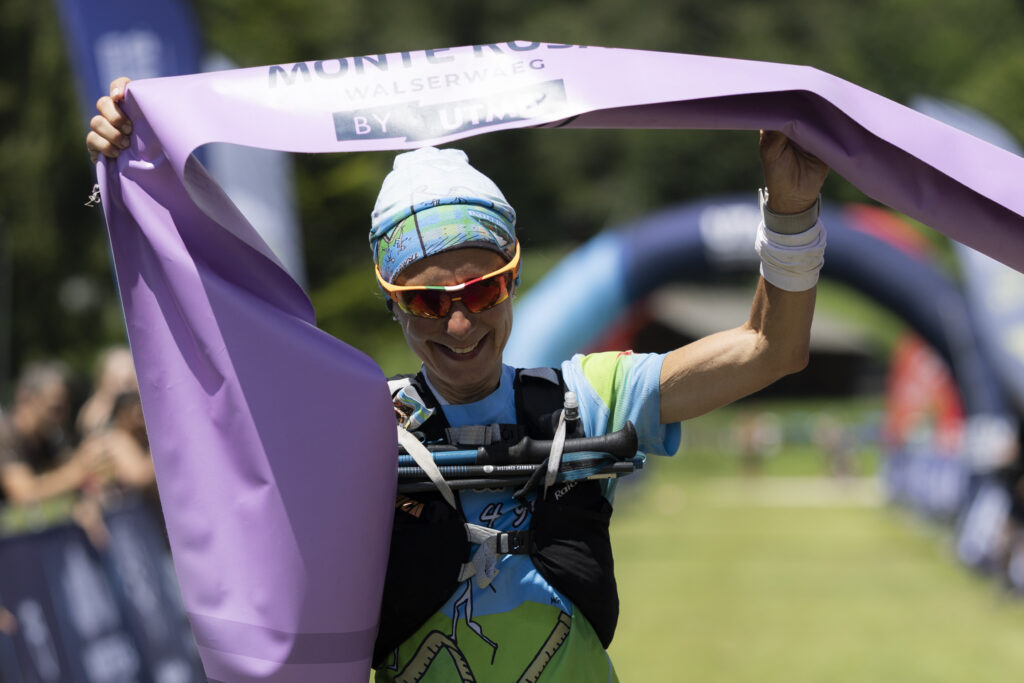 Mrww By Utmb 100m Arrivi Donne Arrivi881 Ph Gabriele Facciotti