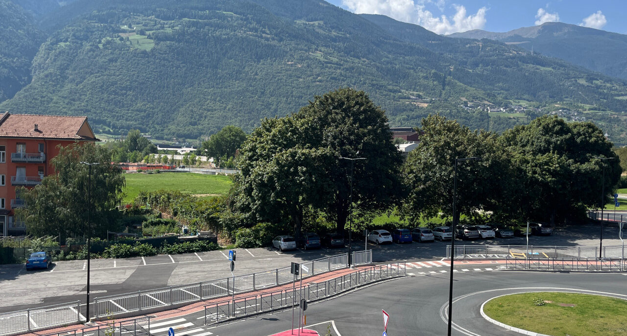 Nuovo supermercato ad Aosta: Confcommercio presenta il questionario
