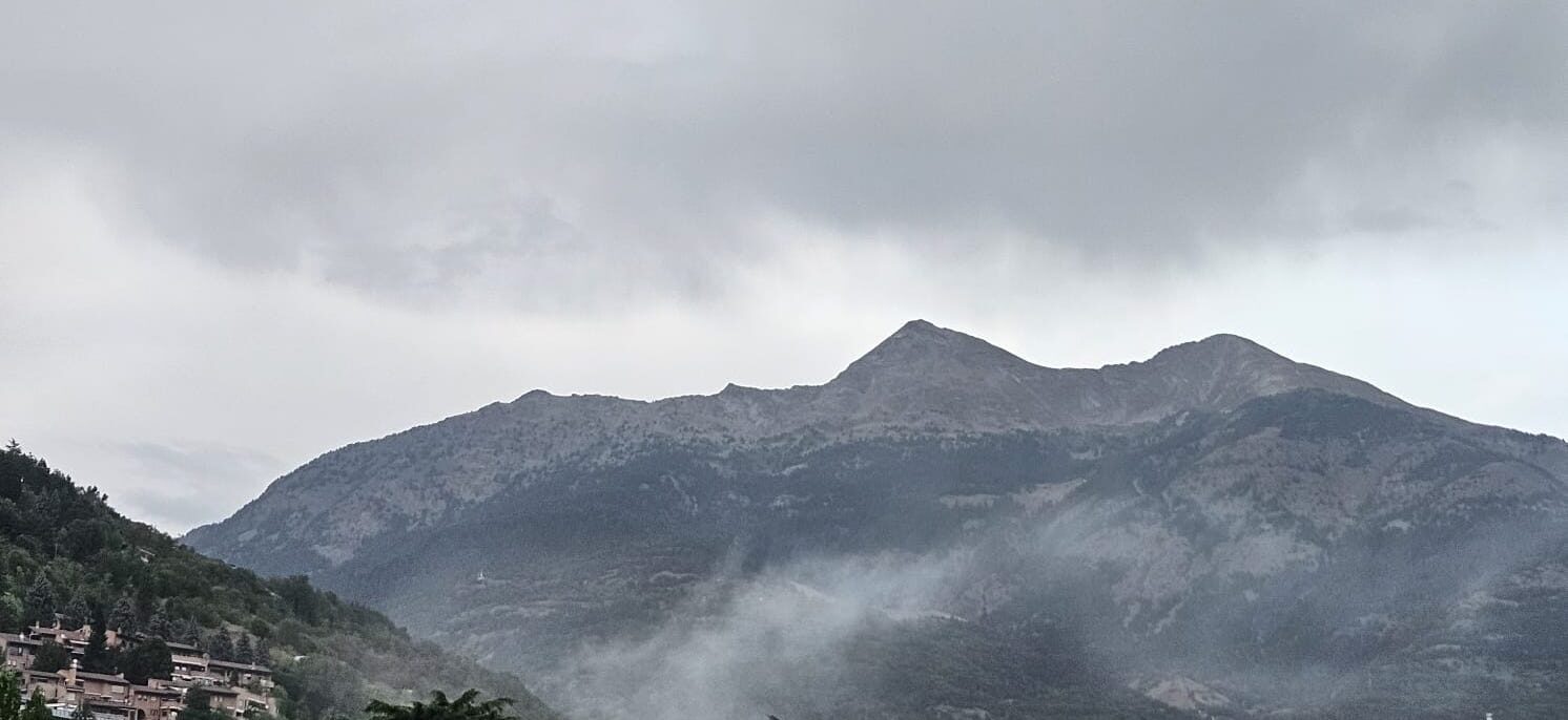 In fiamme un appartamento ad Aosta