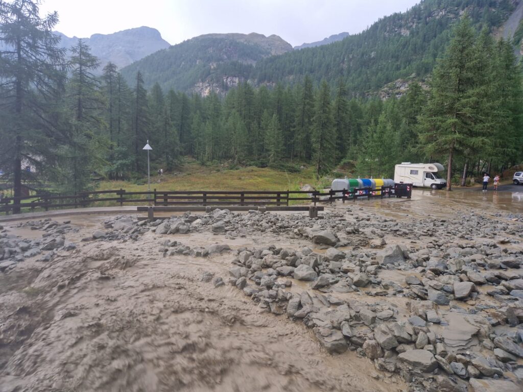 colata torrente pallaud rhemes-notre-dame