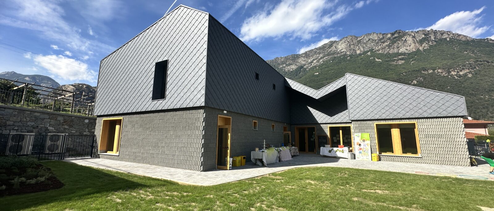 Inaugurata la scuola di Grand-Vert a Donnas