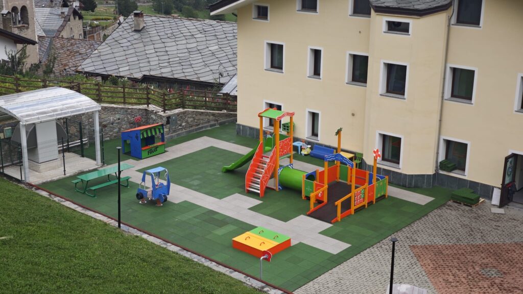 saint-oyen parco giochi 0-6
